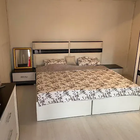 Golden House Скопье