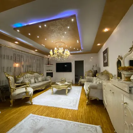 Хостел Golden House Скопье